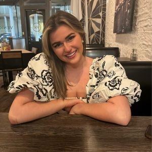 Meet your Posher, Riley